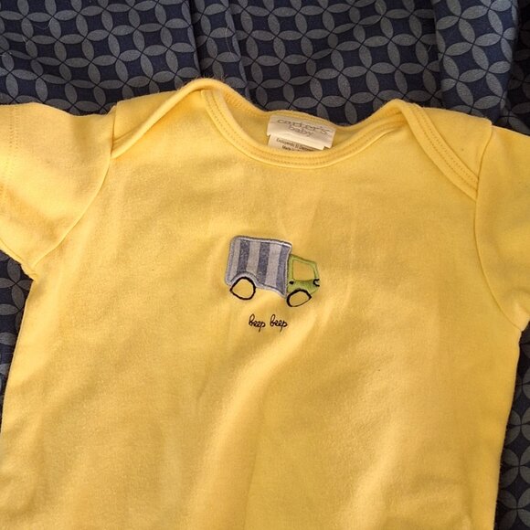 beep beep onesie 6 to 9 months carters - Picture 5 of 6
